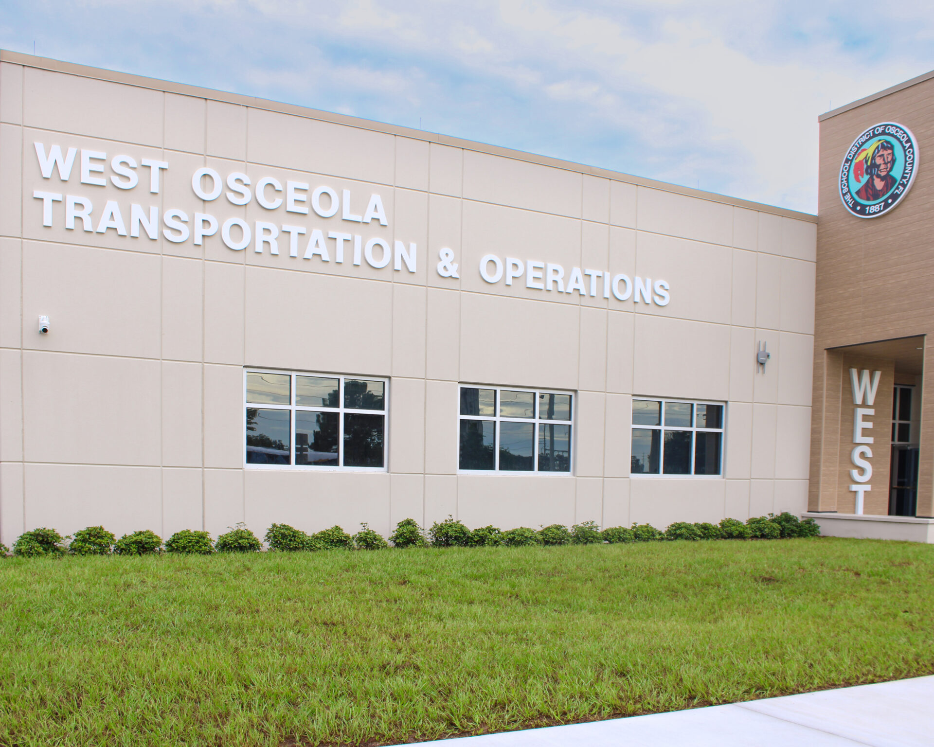 Exterior of the new West Osceola Transportation & Operations building