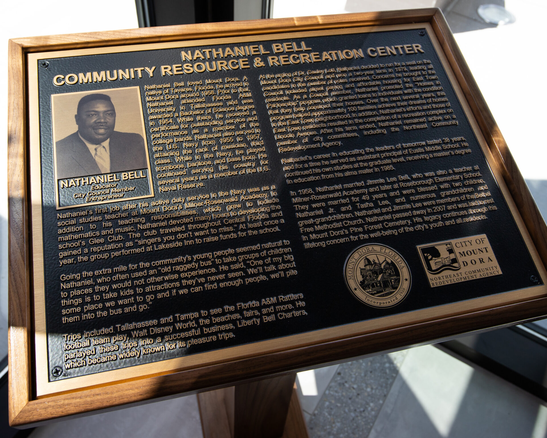 Nathaniel Bell Plaque